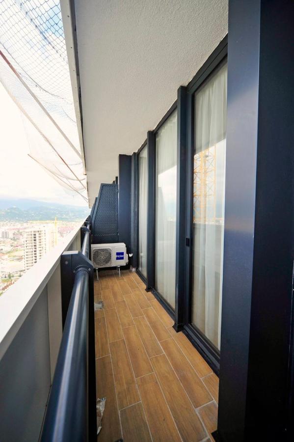 Apartments Batumi Studio V المظهر الخارجي الصورة